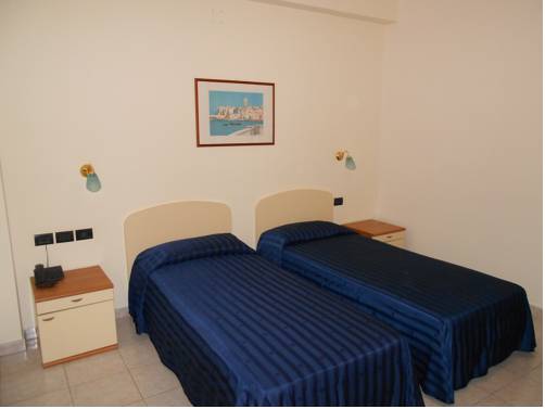 Imagen de la habitación del Hotel Santangelo. Foto 11