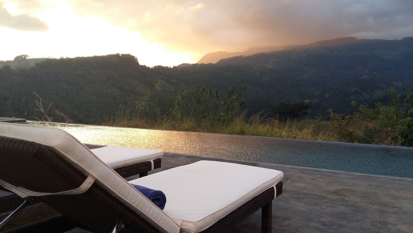 Imagen de la piscina del Hotel Santani Wellness Resort and Spa. Foto 18