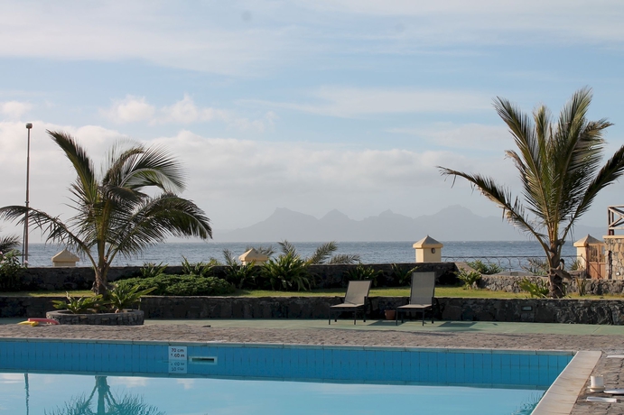 Imagen de la piscina del Hotel Santantao Art Resort. Foto 13