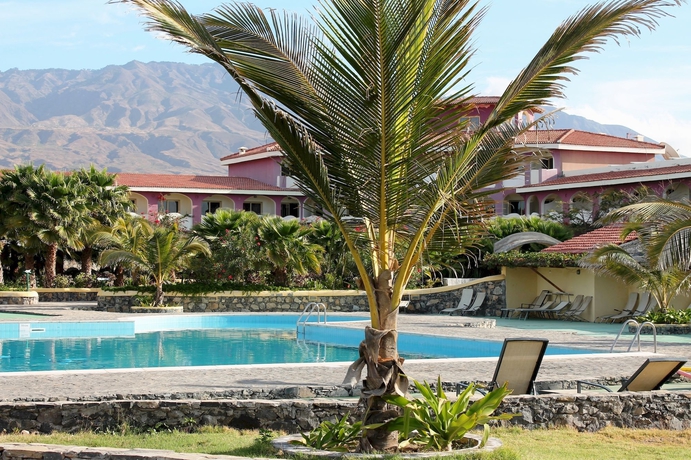 Imagen de la piscina del Hotel Santantao Art Resort. Foto 14