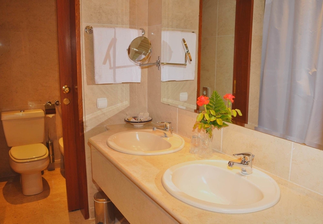 Imagen de la habitación del Hotel Santarem. Foto 3