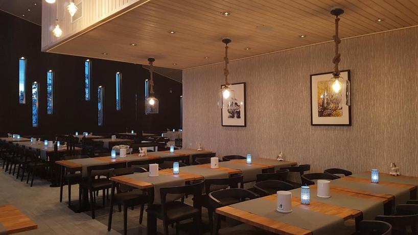 Imagen del bar/restaurante del Hotel Santa's Igloos Arctic Circle. Foto 7