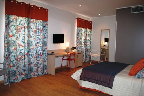 Imagen de la habitación del Hotel Santateresa. Foto 7