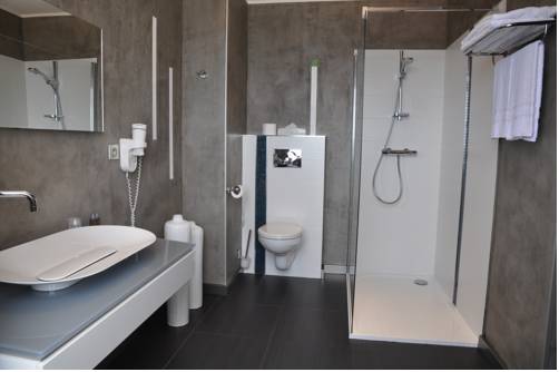 Imagen de la habitación del Hotel Santateresa. Foto 14