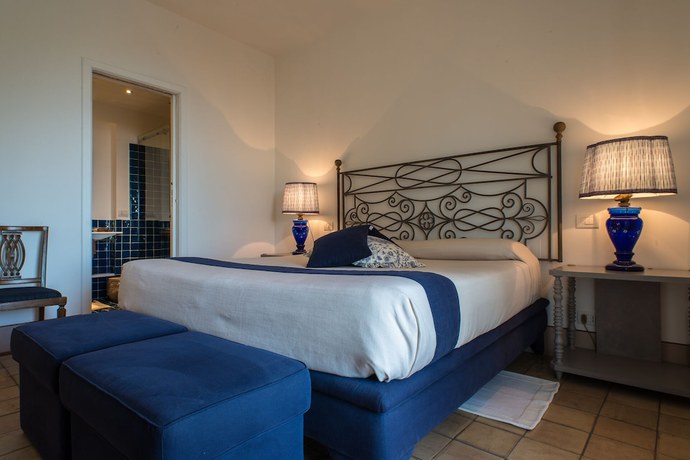 Imagen de la habitación del Hotel Santavenere. Foto 10
