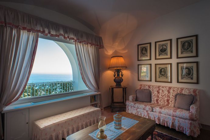 Imagen de los interiores del Hotel Santavenere. Foto 15
