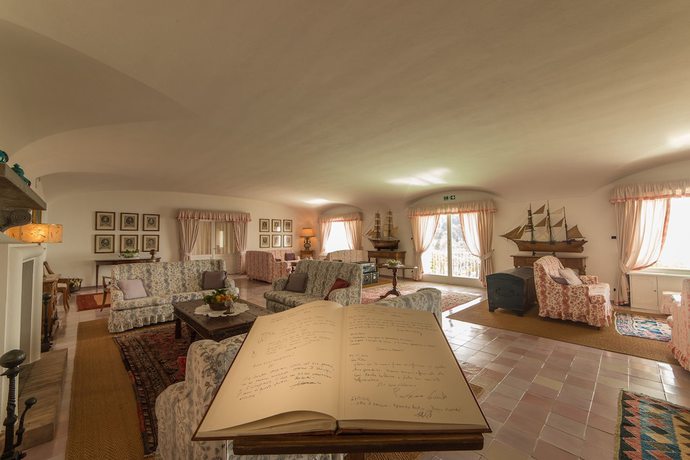 Imagen de los interiores del Hotel Santavenere. Foto 17