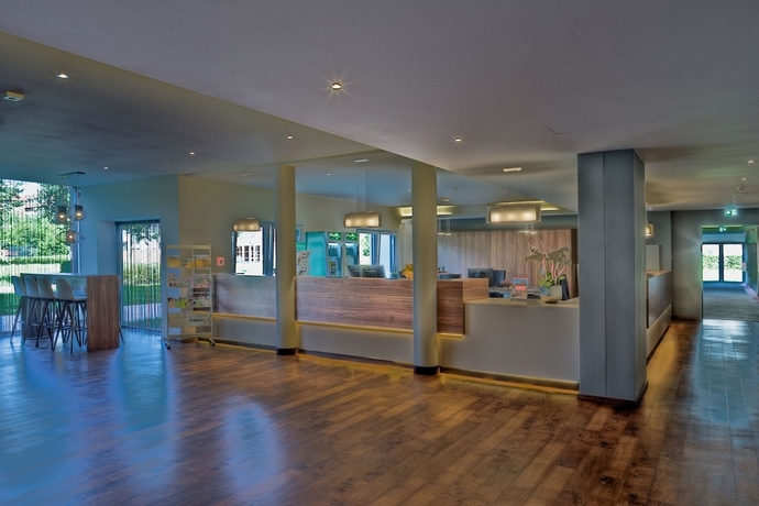 Imagen de los interiores del Hotel Sant&eacute; Royale and Gesundheitsresort Bad Langensalza. Foto 16