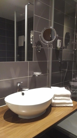 Imagen de la habitación del Hotel Sant&eacute; Royale and Gesundheitsresort Bad Langensalza. Foto 13
