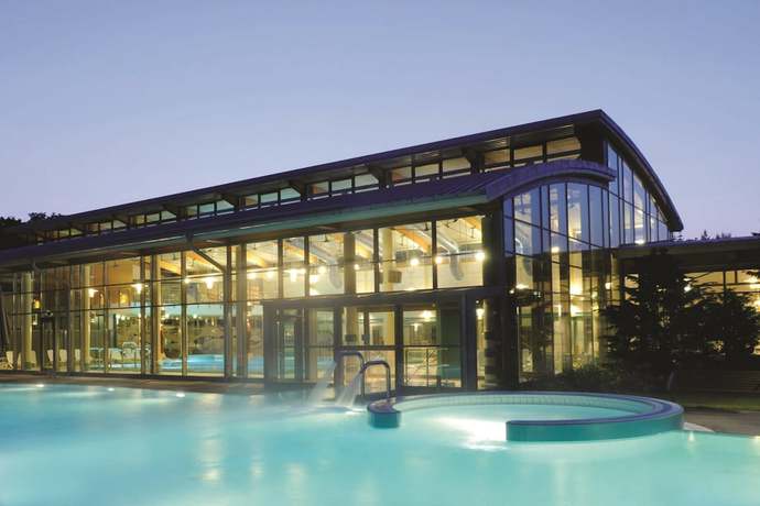 Imagen de la piscina del Hotel Sant&eacute; Royale and Gesundheitsresort. Foto 14