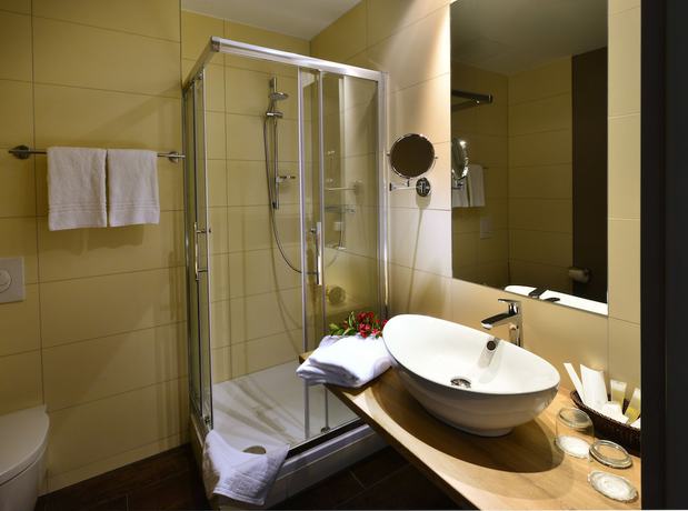 Imagen de la habitación del Hotel Sant&eacute; Royale and Gesundheitsresort. Foto 8