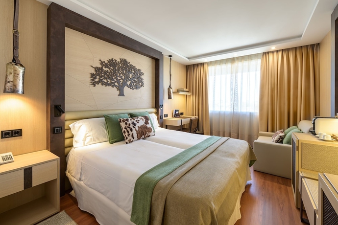 Imagen de la habitación del Hotel Santemar. Foto 7