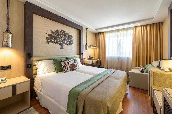 Imagen de la habitación del Hotel Santemar. Foto 11