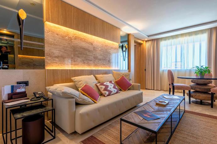 Imagen de los interiores del Hotel Santemar. Foto 21