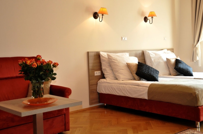 Imagen de la habitación del Hotel Santi, Cracovia. Foto 2