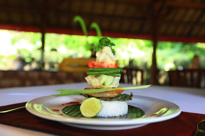 Imagen del bar/restaurante del Hotel Santi Mandala Villa and Spa - Chse Certified. Foto 6