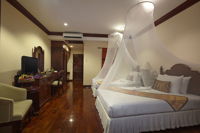 Imagen de la habitación del Hotel Santi Resort and Spa. Foto 5