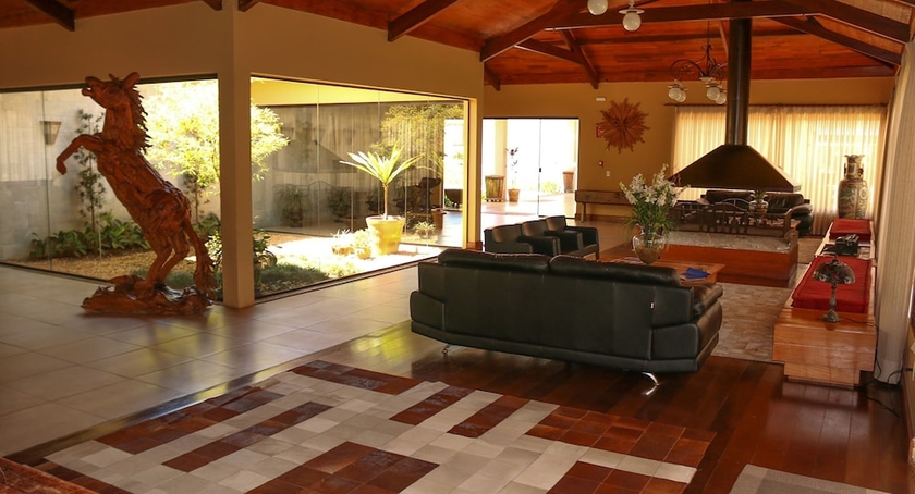 Imagen de los interiores del Hotel Sant&iacute;ssimo Resort. Foto 19