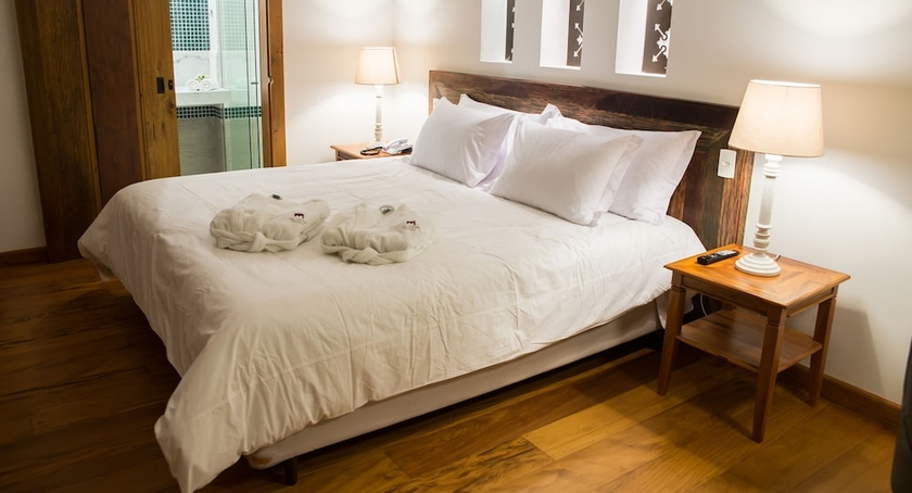 Imagen de la habitación del Hotel Sant&iacute;ssimo Resort. Foto 10