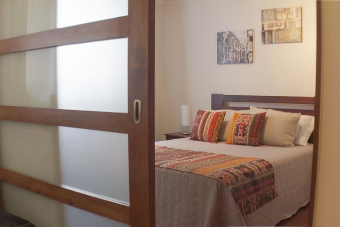 Imagen de la habitación del Hotel Santiago Aparts. Foto 9