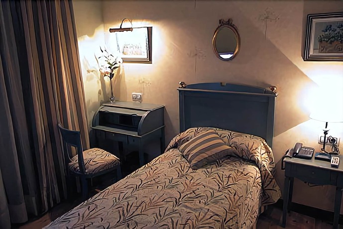 Imagen de la habitación del Hotel Santiago, Benavente. Foto 5