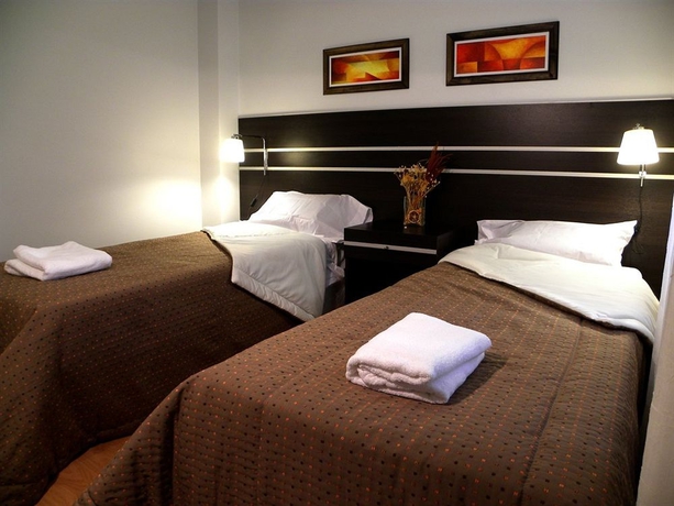 Imagen de la habitación del Hotel Santiago Building. Foto 2