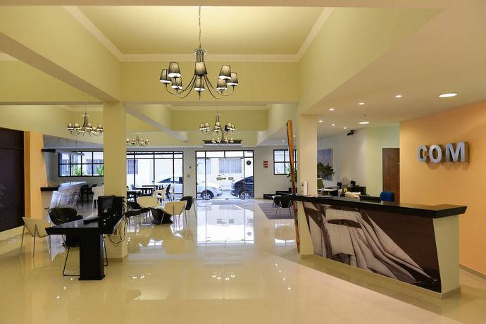 Imagen de los interiores del Hotel Santiago, C&Oacute;RDOBA (AR). Foto 14