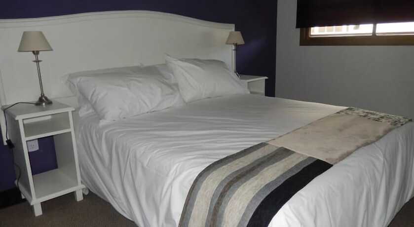 Imagen de la habitación del Hotel Santiago, C&Oacute;RDOBA (AR). Foto 7