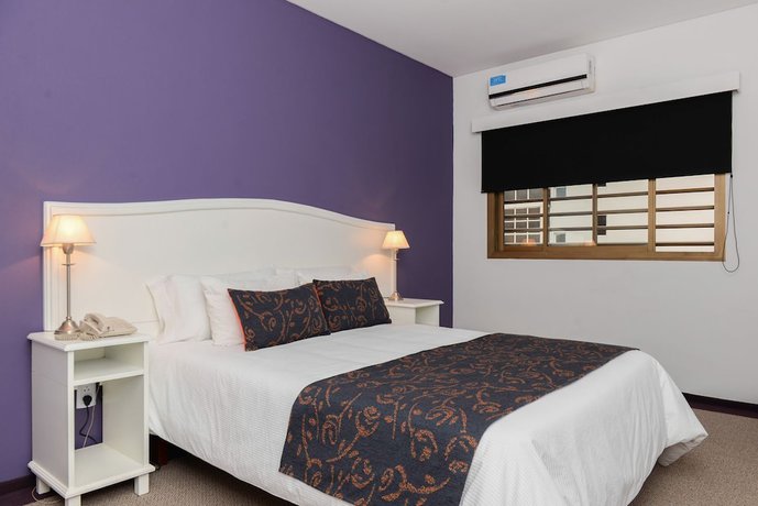 Imagen general del Hotel Santiago, CÓRDOBA (AR). Foto 1