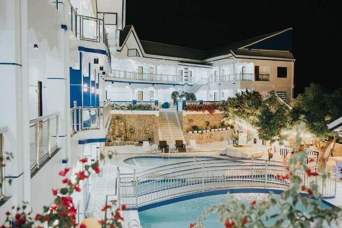 Imagen general del Hotel Santiago Cove And Restaurant. Foto 8