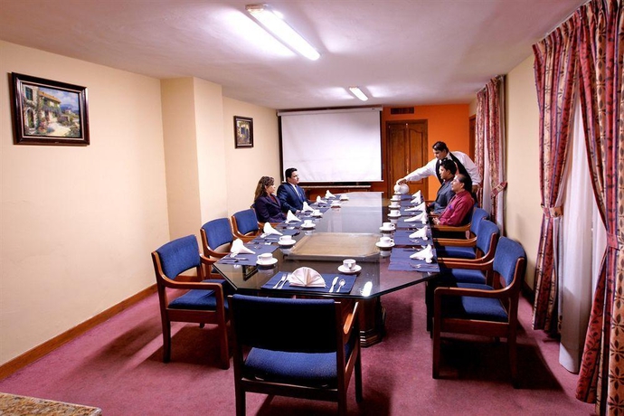 Imagen general del Hotel Santiago De Compostela. Foto 5