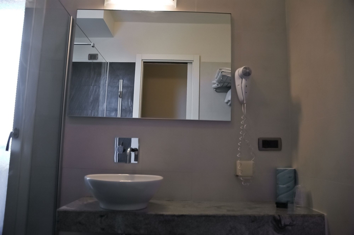 Imagen de la habitación del Hotel Santiago, Lido Di Jesolo. Foto 6