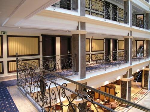 Imagen general del Hotel Santiago, Linares. Foto 13