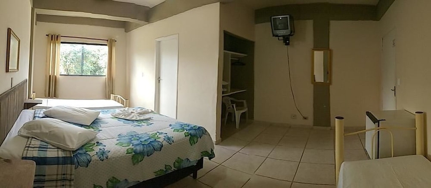 Imagen de la habitación del Hotel Santiago, Lind&oacute;ia. Foto 4