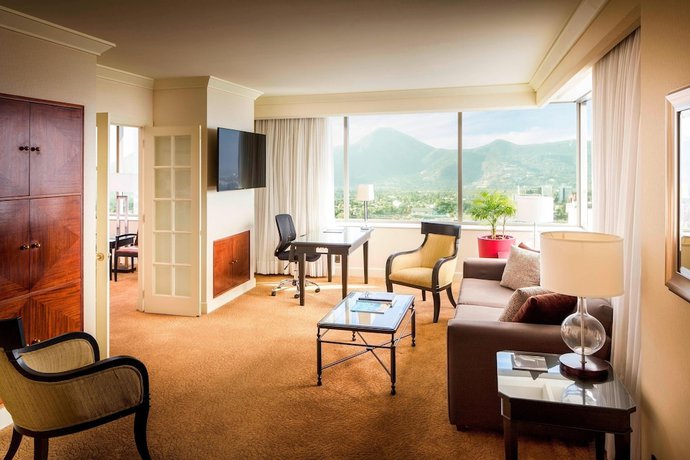 Imagen de la habitación del Hotel Santiago Marriott. Foto 4