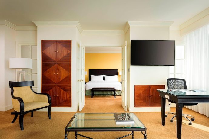 Imagen de la habitación del Hotel Santiago Marriott. Foto 14