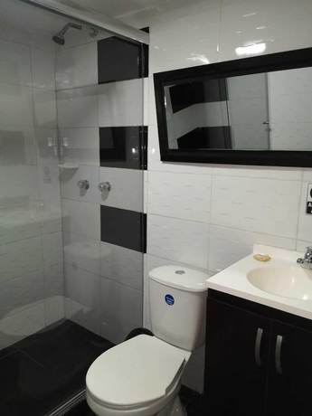Imagen de la habitación del Hotel Santiago Plaza, Bogot&aacute;. Foto 9