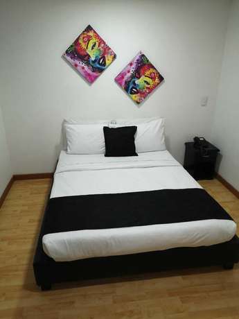 Imagen de la habitación del Hotel Santiago Plaza, Bogot&aacute;. Foto 13