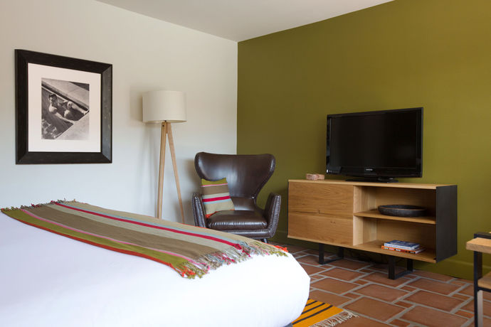 Imagen de la habitación del Hotel Santiago Resort - Palm Springs Premier Gay Men's Resort. Foto 10
