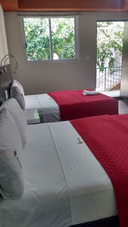 Imagen de la habitación del Hotel Santiago Trinidad. Foto 4