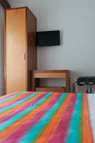 Imagen de la habitación del Hotel Santiago, Vagos. Foto 6