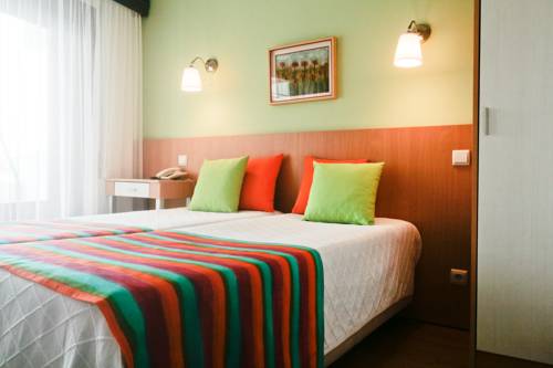 Imagen de la habitación del Hotel Santiago, Vagos. Foto 14