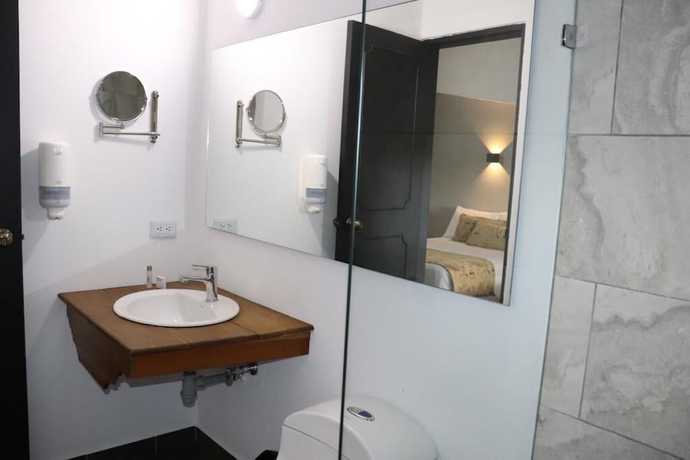 Imagen de la habitación del Hotel Santiago de Arma. Foto 10