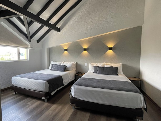 Imagen de la habitación del Hotel Santiago de Arma. Foto 14