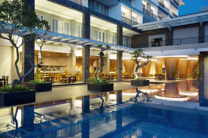 Imagen general del Hotel Santika Banyuwangi. Foto 2