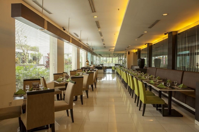 Imagen general del Hotel Santika Bogor. Foto 10