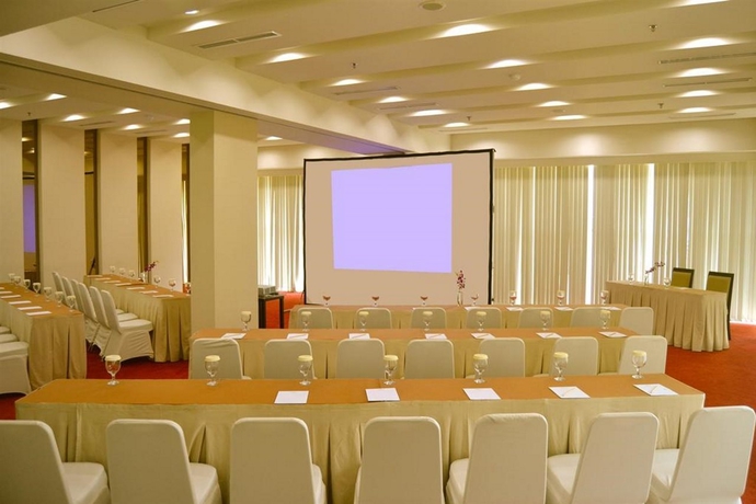 Imagen general del Hotel Santika Bsd City Serpong - Chse Certified. Foto 11