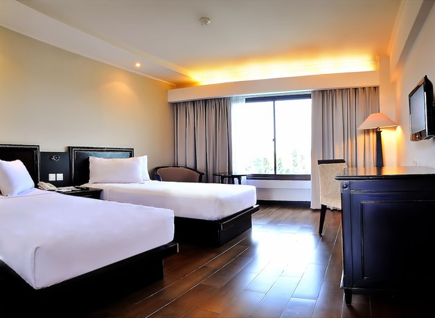 Imagen de la habitación del Hotel Santika Cirebon. Foto 4