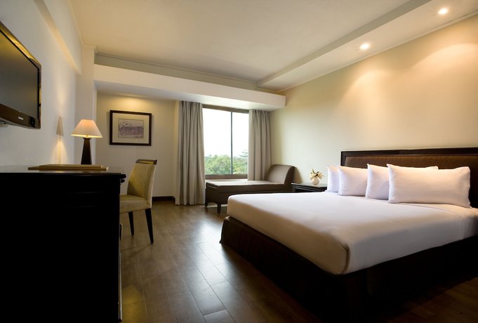 Imagen de la habitación del Hotel Santika Cirebon. Foto 15