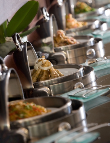 Imagen del bar/restaurante del Hotel Santika Kuta Bali - Chse Certified. Foto 3